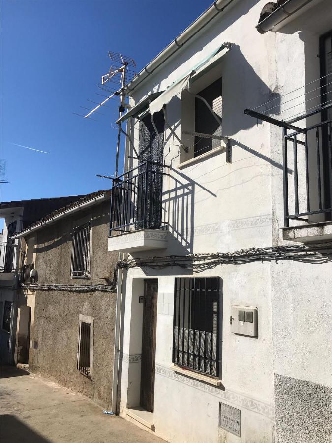 Appartement Casa Tia Daniela à Casas de Millan Extérieur photo