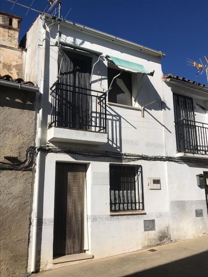 Appartement Casa Tia Daniela à Casas de Millan Extérieur photo